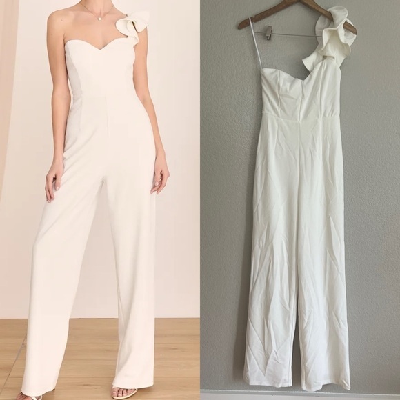 NWOT White One-Shoulder Ruffled Jumpsuit - Picture 1 of 8